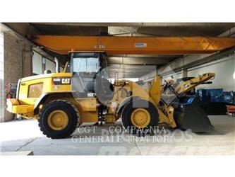 CAT 938M Iekrāvēji uz riteņiem