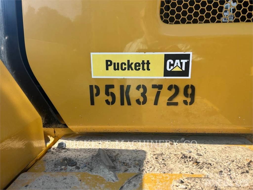CAT 938M Iekrāvēji uz riteņiem