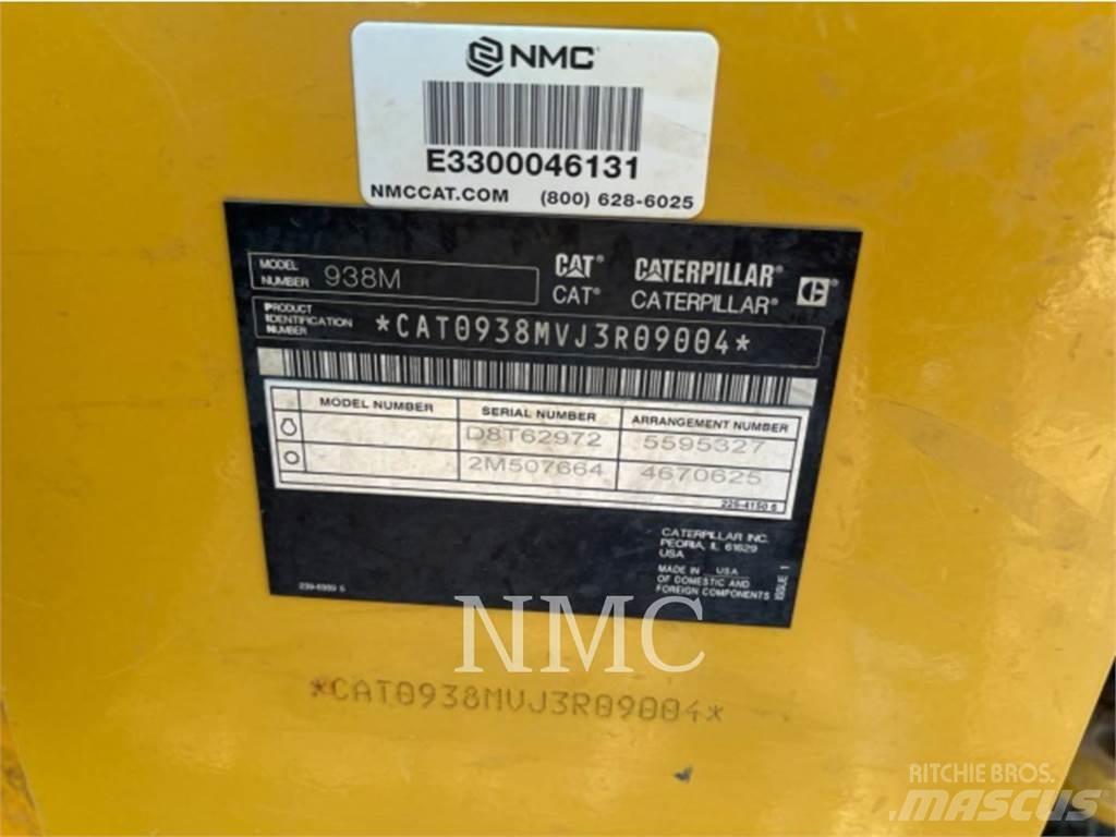 CAT 938M Iekrāvēji uz riteņiem