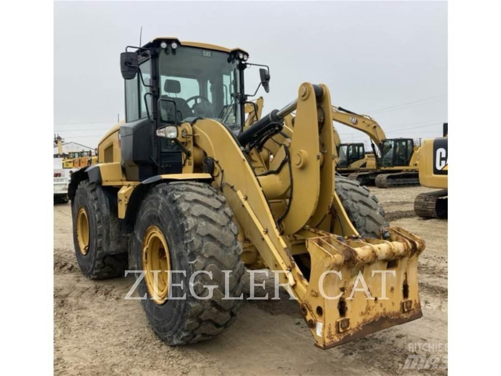 CAT 938M Iekrāvēji uz riteņiem