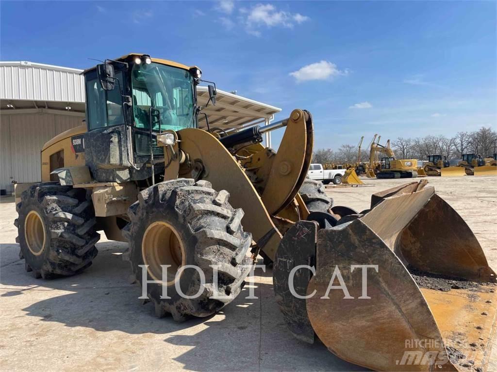 CAT 938M Iekrāvēji uz riteņiem