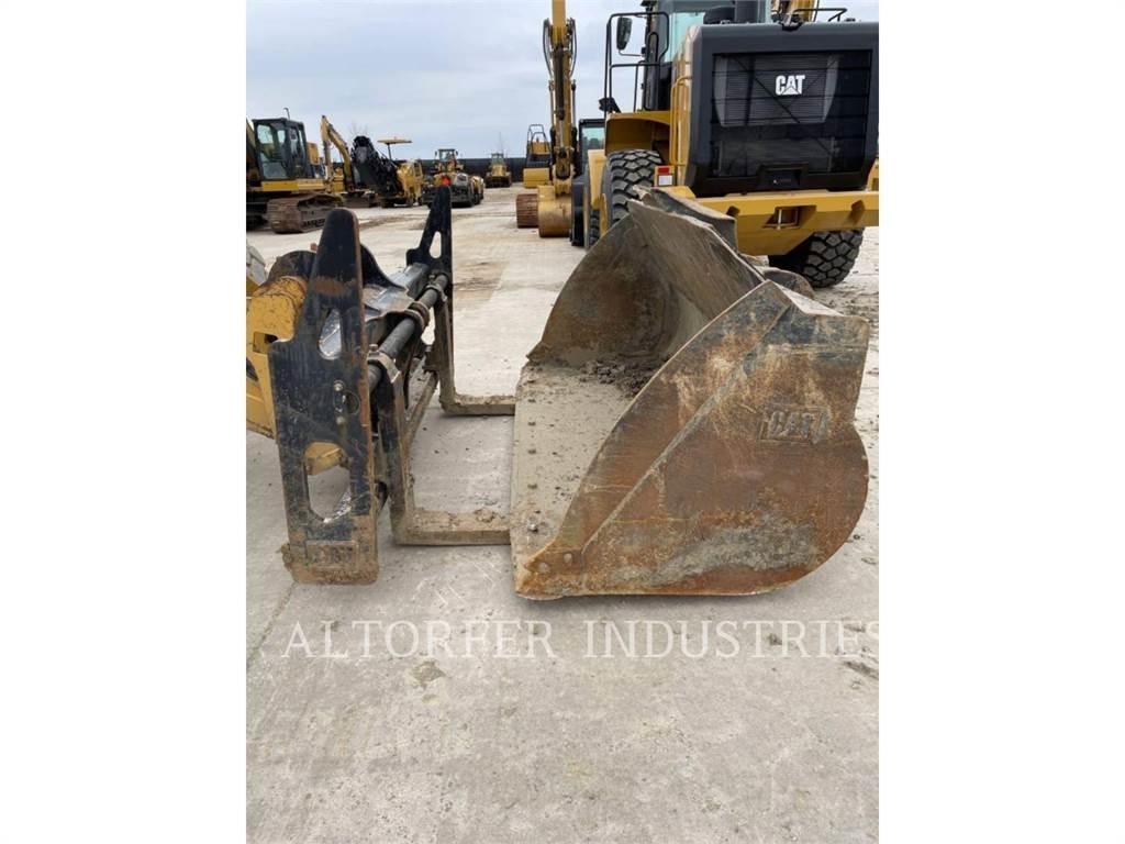 CAT 938M Iekrāvēji uz riteņiem