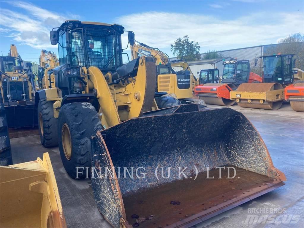 CAT 938M Iekrāvēji uz riteņiem