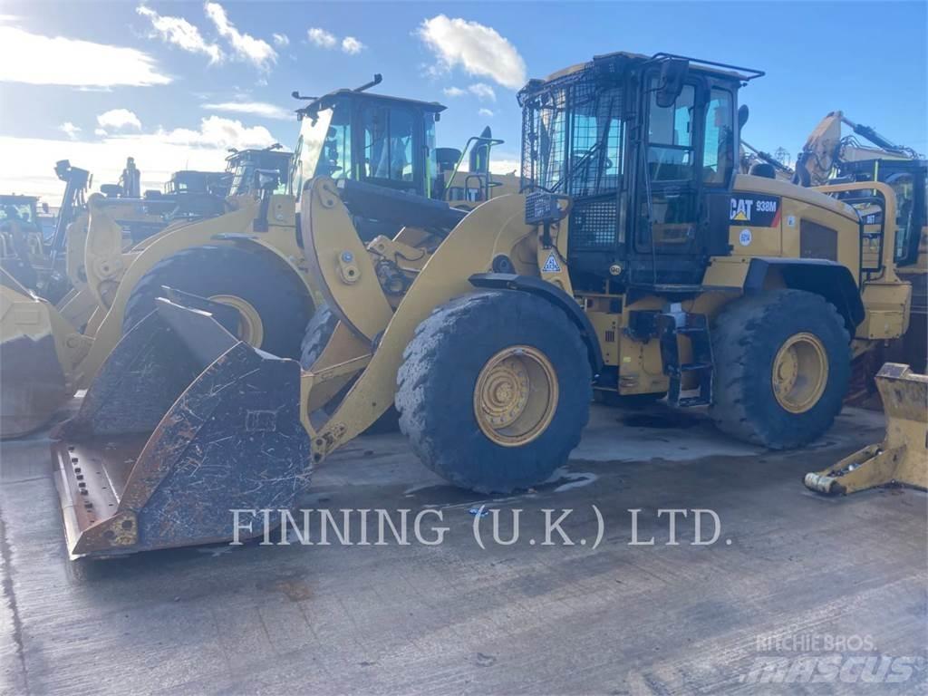 CAT 938M Iekrāvēji uz riteņiem