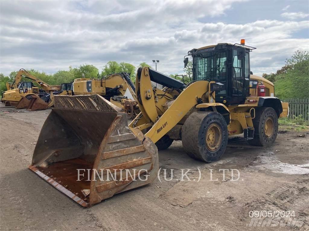 CAT 938M Iekrāvēji uz riteņiem