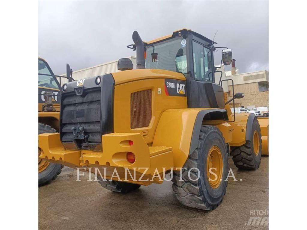 CAT 938M Iekrāvēji uz riteņiem