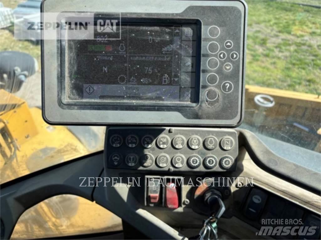 CAT 938M Iekrāvēji uz riteņiem
