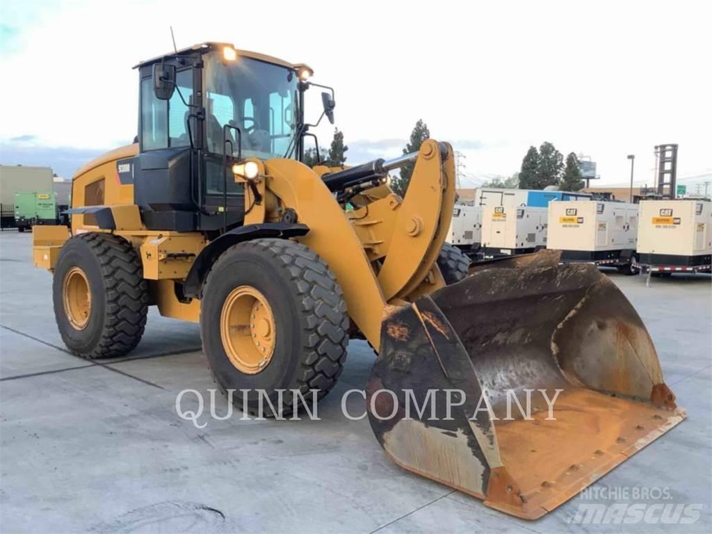 CAT 938M Iekrāvēji uz riteņiem