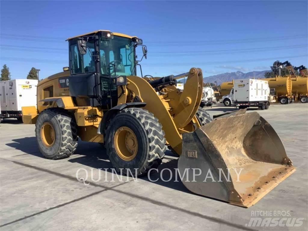 CAT 938M Iekrāvēji uz riteņiem