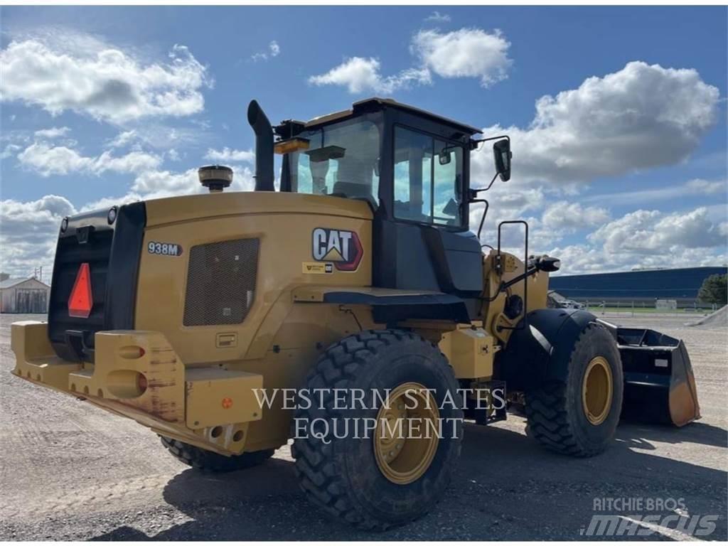 CAT 938M Iekrāvēji uz riteņiem