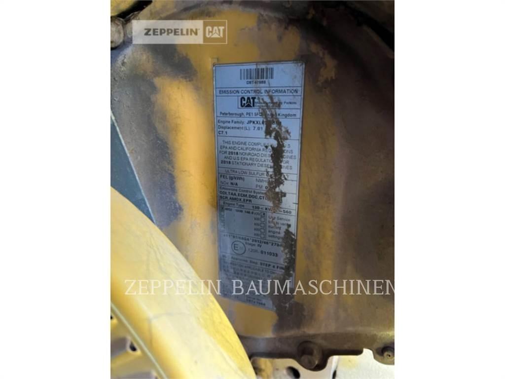 CAT 938M Iekrāvēji uz riteņiem