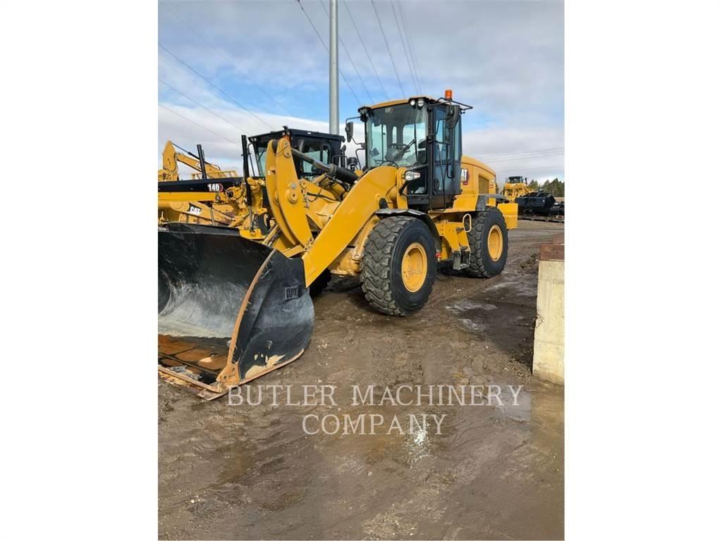 CAT 938M Iekrāvēji uz riteņiem