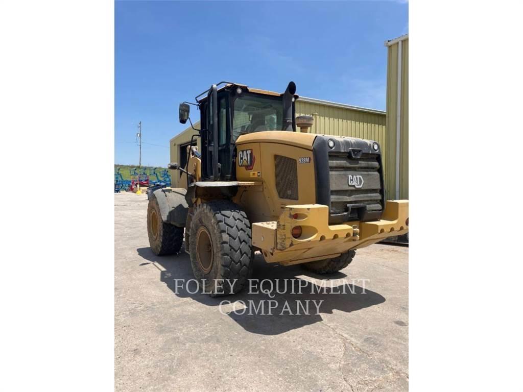 CAT 938M Iekrāvēji uz riteņiem
