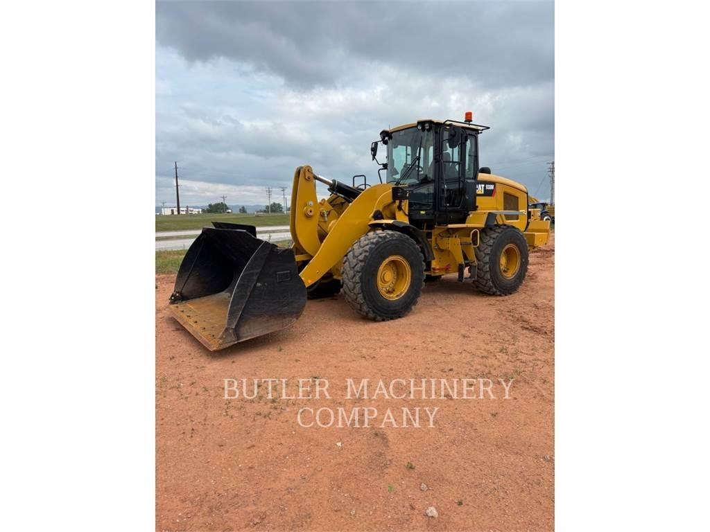 CAT 938M Iekrāvēji uz riteņiem