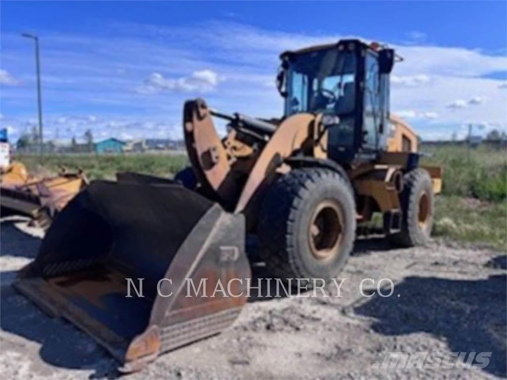 CAT 938M Iekrāvēji uz riteņiem