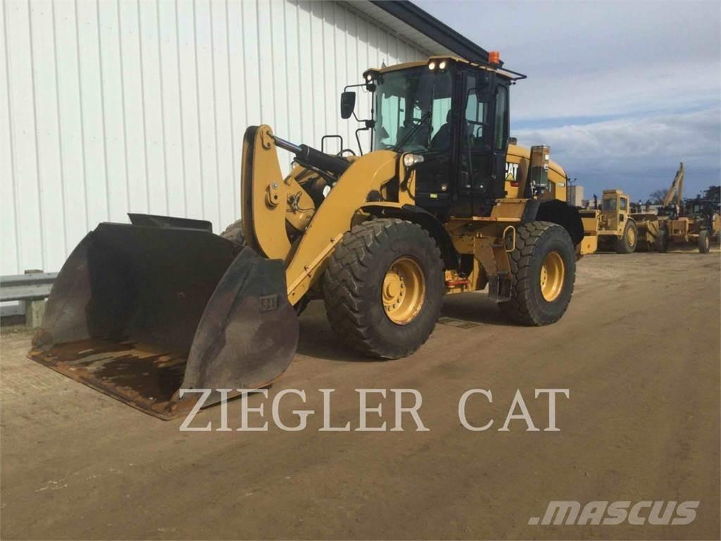 CAT 938M Iekrāvēji uz riteņiem