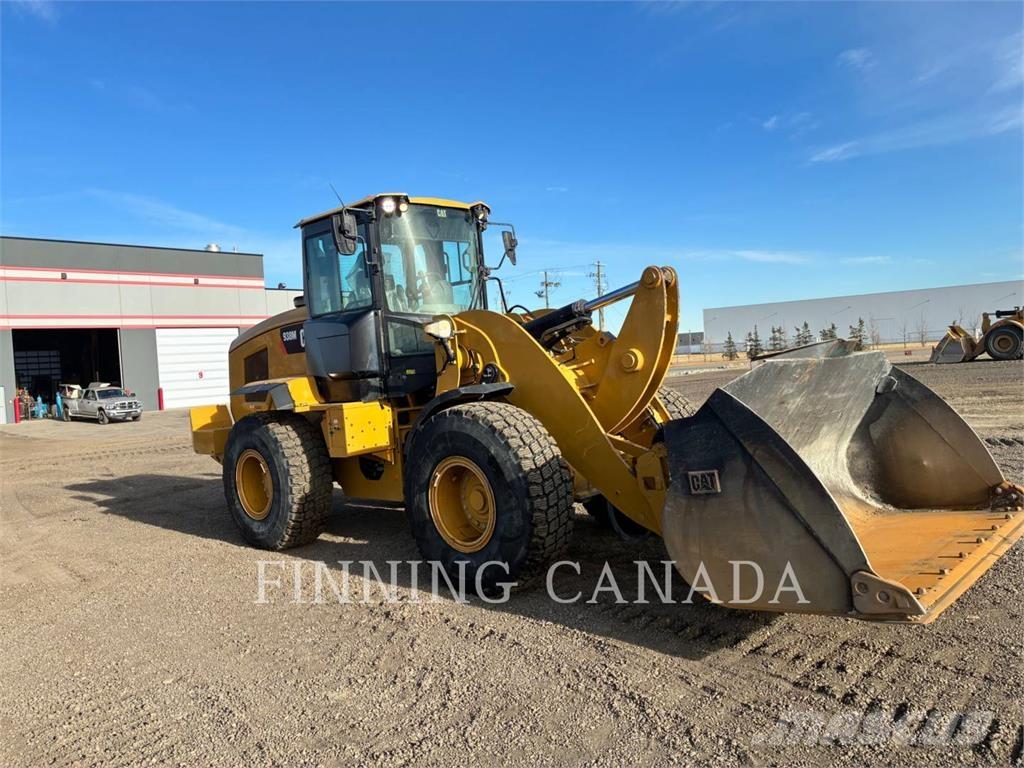 CAT 938M Iekrāvēji uz riteņiem