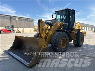CAT 938M Iekrāvēji uz riteņiem