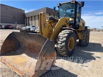 CAT 938M FC Iekrāvēji uz riteņiem