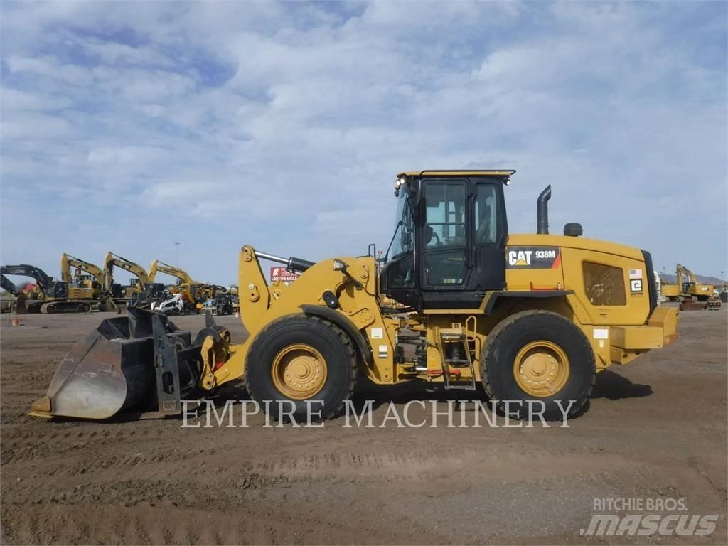 CAT 938M FC Iekrāvēji uz riteņiem