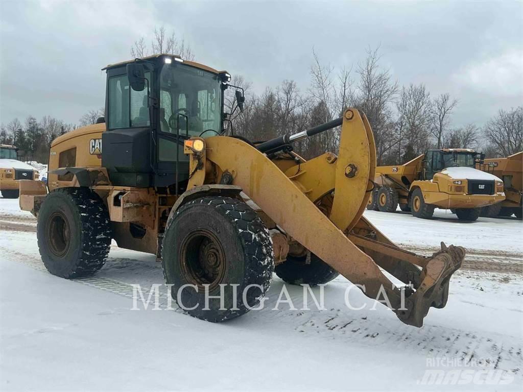 CAT 938M H3RQ Iekrāvēji uz riteņiem