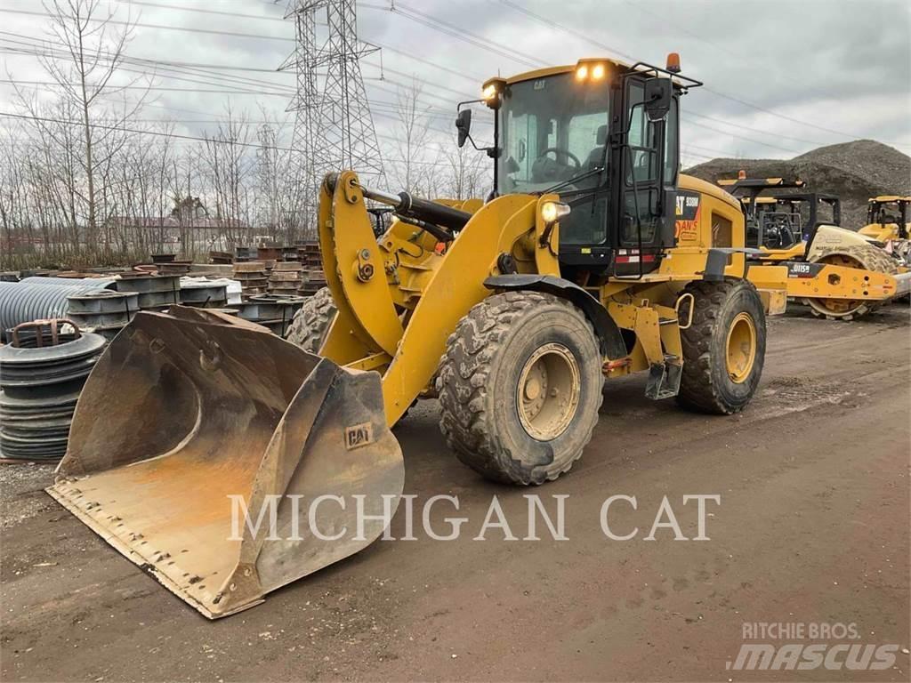 CAT 938M LSRQ Iekrāvēji uz riteņiem