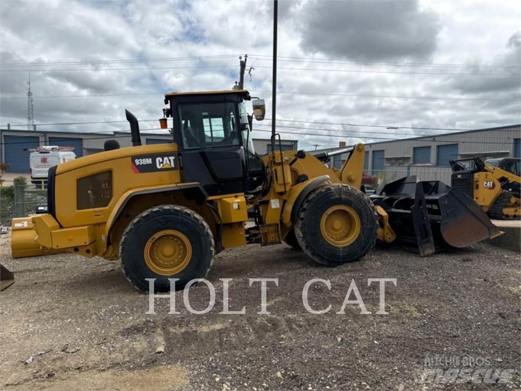 CAT 938M QC Iekrāvēji uz riteņiem