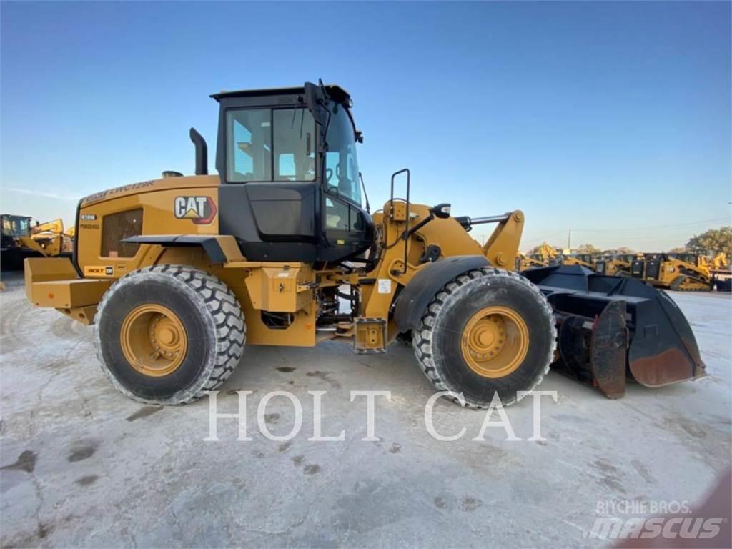 CAT 938M QC Iekrāvēji uz riteņiem