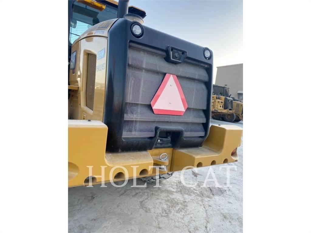 CAT 938M QC Iekrāvēji uz riteņiem