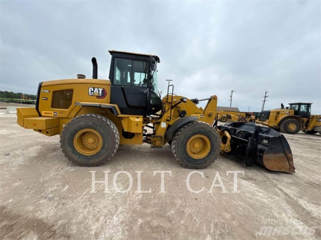 CAT 938M QC Iekrāvēji uz riteņiem