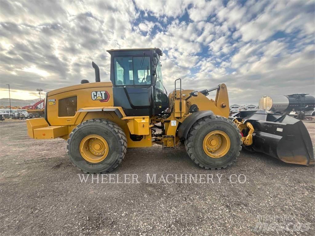 CAT 938M QC Iekrāvēji uz riteņiem