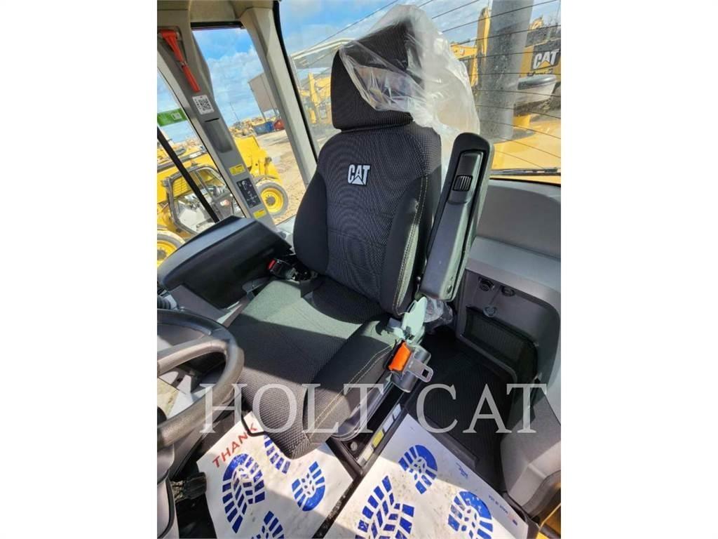 CAT 938M QC Iekrāvēji uz riteņiem