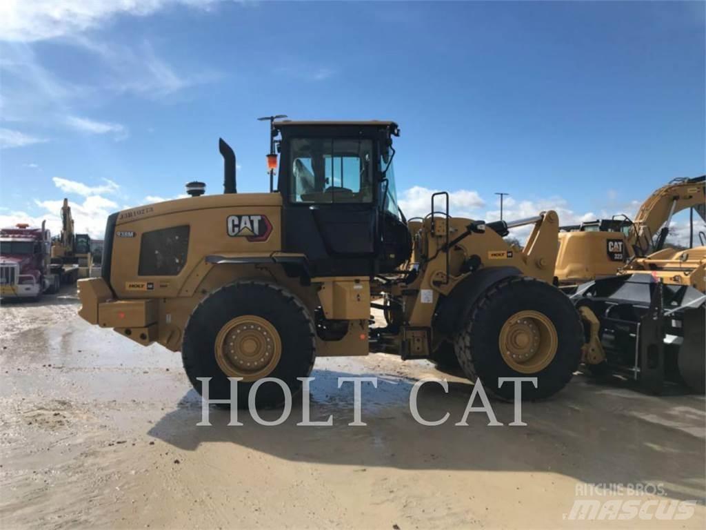 CAT 938M QC Iekrāvēji uz riteņiem
