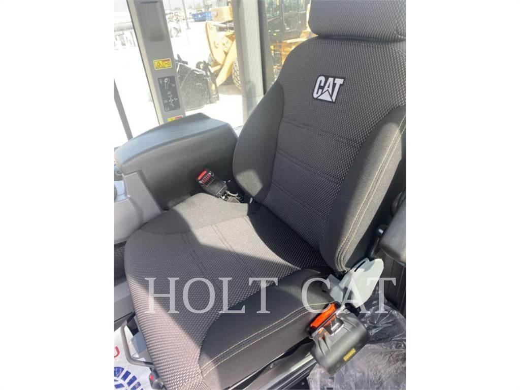 CAT 938M QC Iekrāvēji uz riteņiem