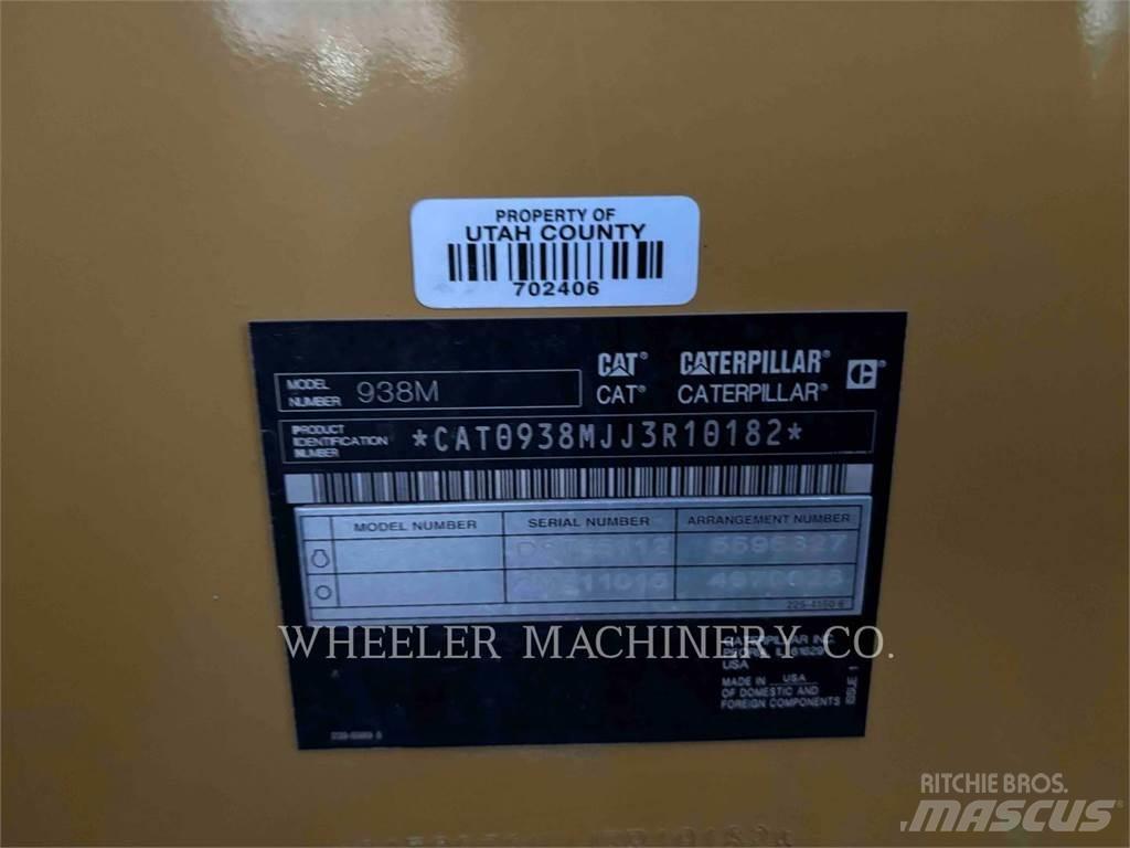 CAT 938M QC 3V Iekrāvēji uz riteņiem