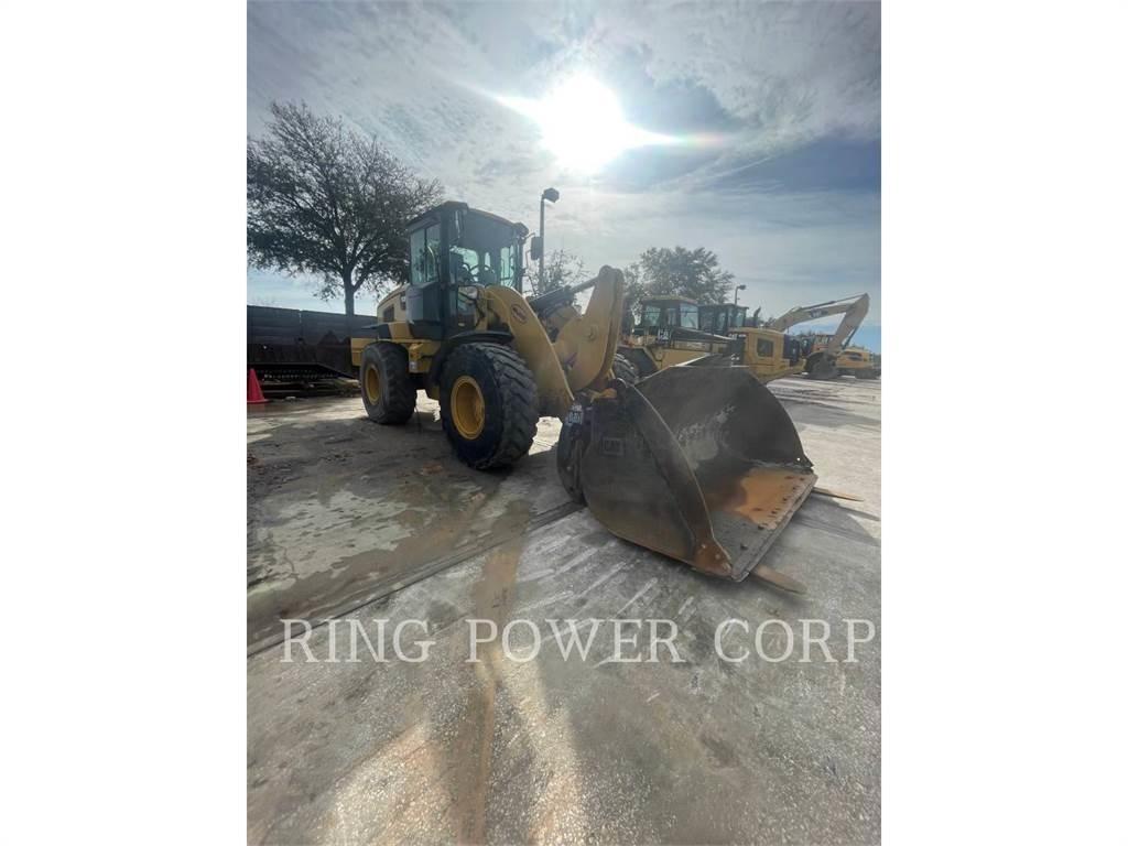 CAT 938MQC Iekrāvēji uz riteņiem