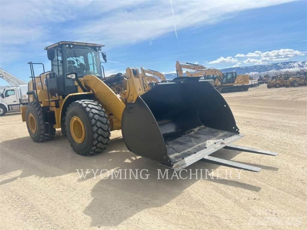 CAT 950 Iekrāvēji uz riteņiem