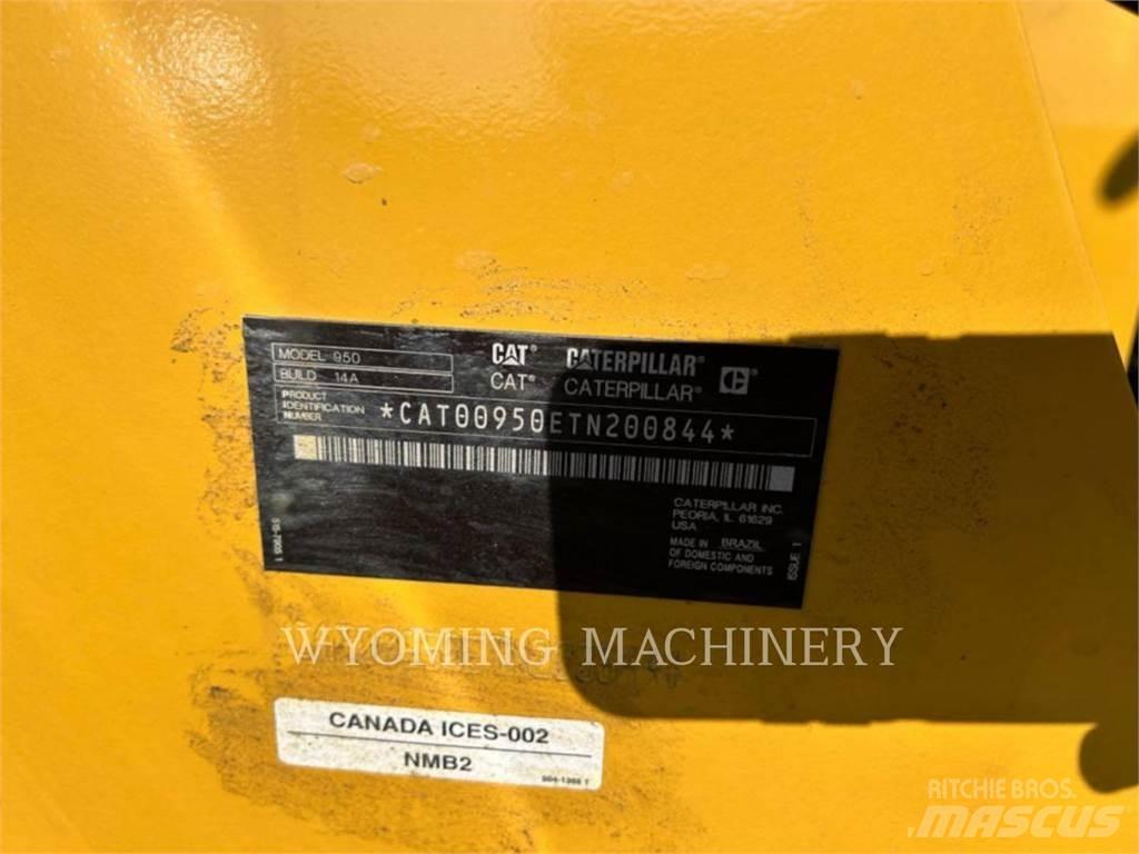 CAT 950 Iekrāvēji uz riteņiem