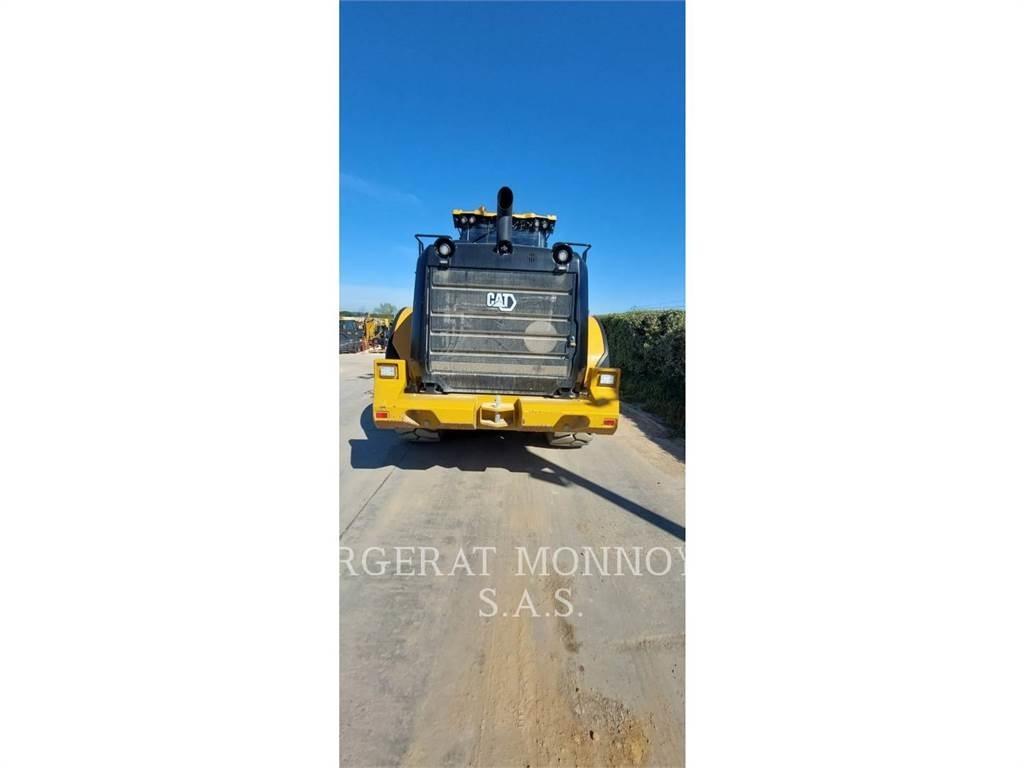 CAT 950 Iekrāvēji uz riteņiem
