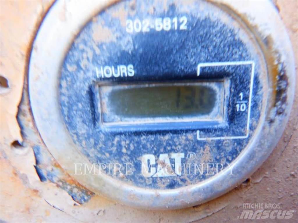 CAT 950 Iekrāvēji uz riteņiem