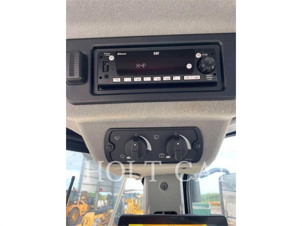 CAT 950 Iekrāvēji uz riteņiem