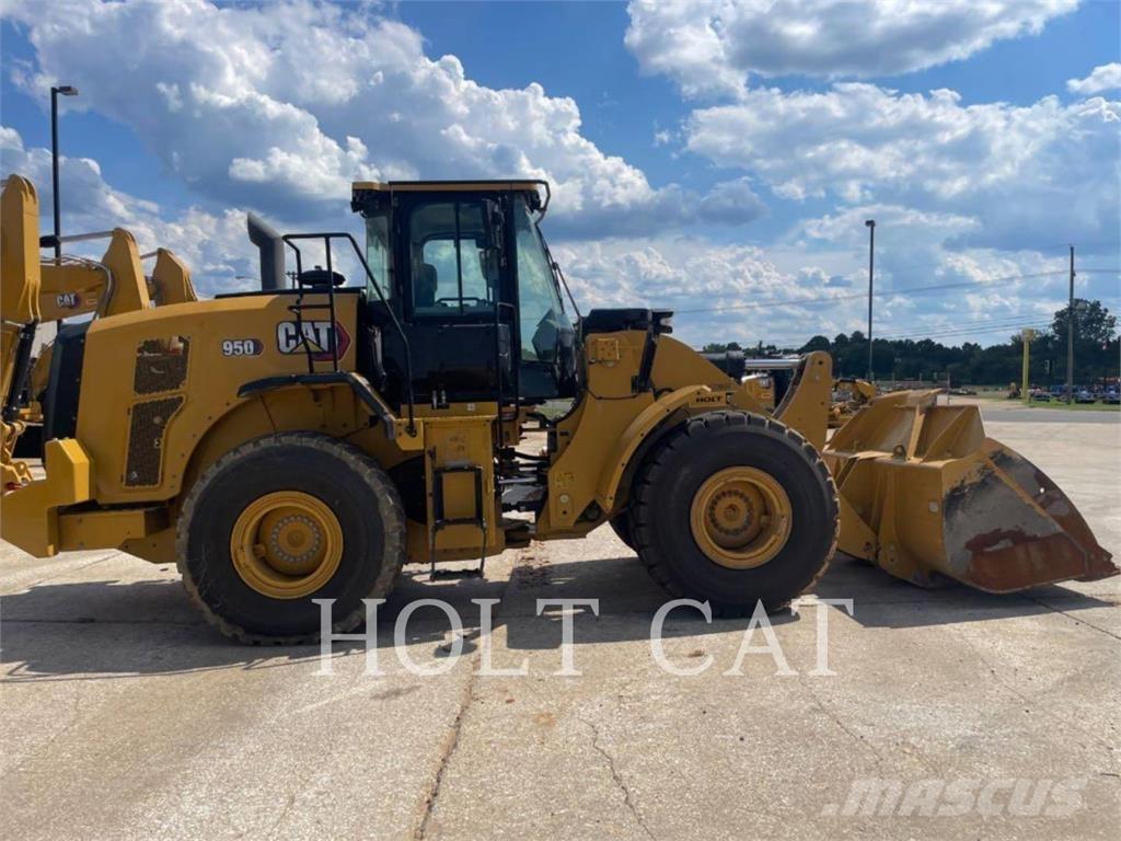 CAT 950 Iekrāvēji uz riteņiem