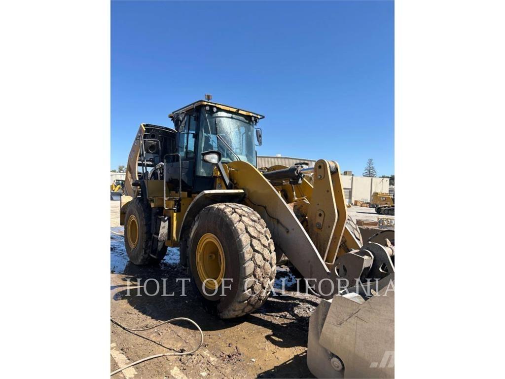 CAT 950 Iekrāvēji uz riteņiem