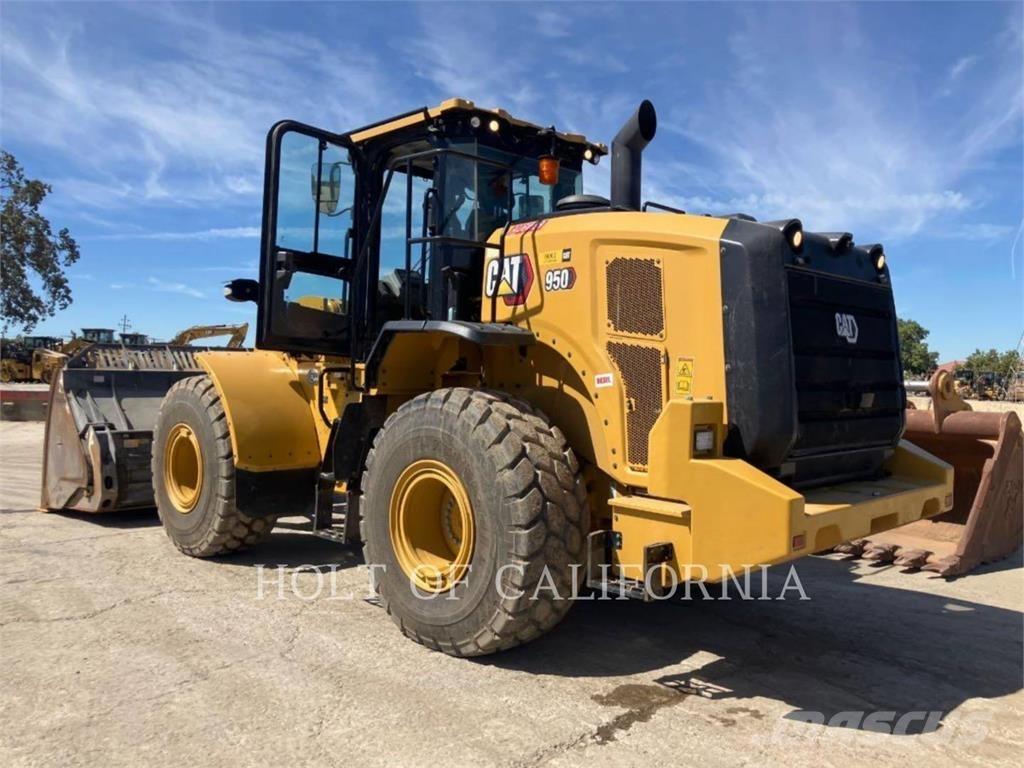 CAT 950-14 Iekrāvēji uz riteņiem