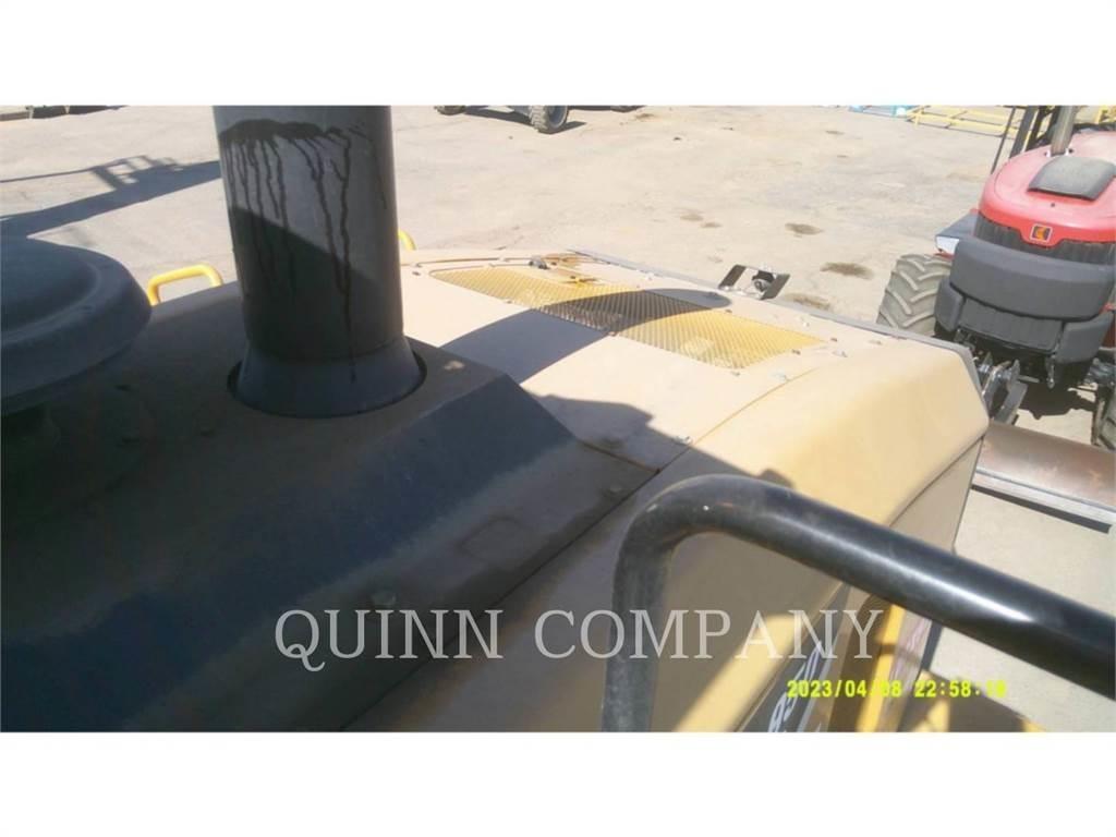CAT 950 GC Iekrāvēji uz riteņiem