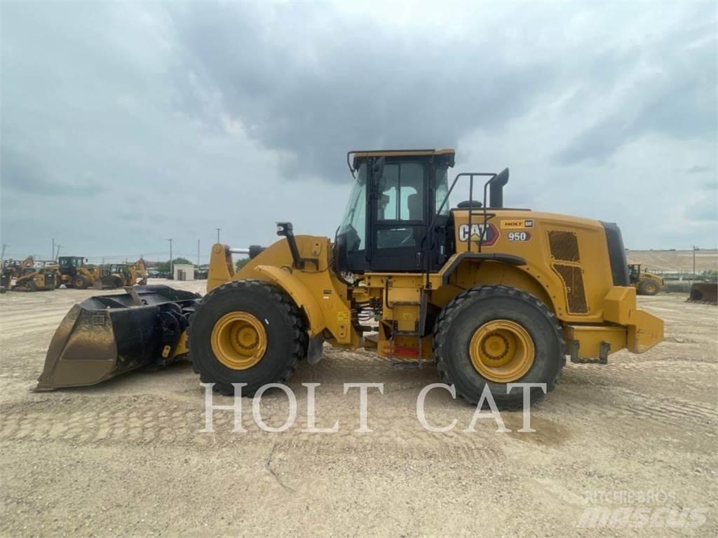 CAT 950 QC Iekrāvēji uz riteņiem