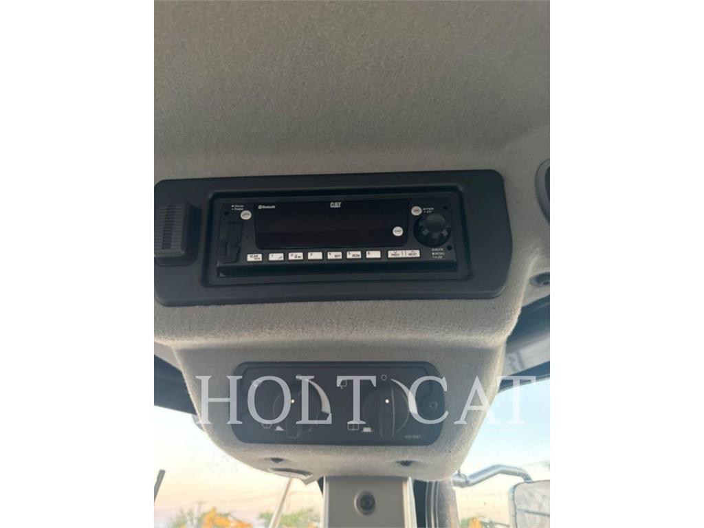 CAT 950 QC Iekrāvēji uz riteņiem