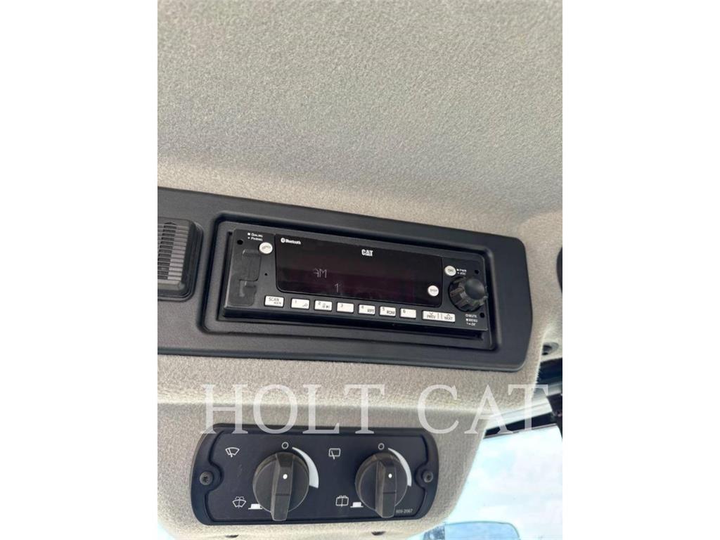 CAT 950 QC Iekrāvēji uz riteņiem
