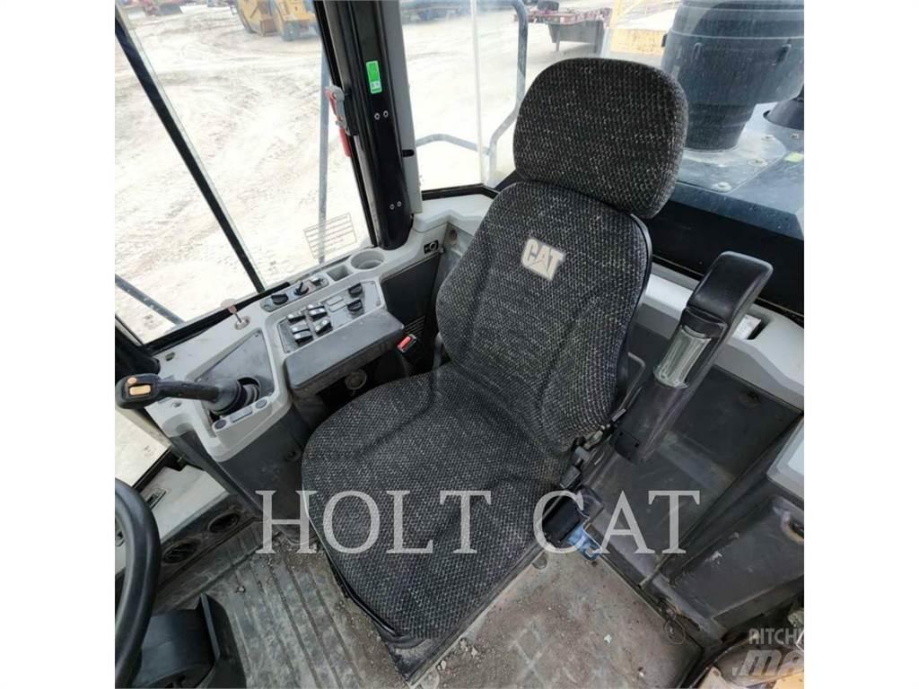 CAT 950GC Iekrāvēji uz riteņiem