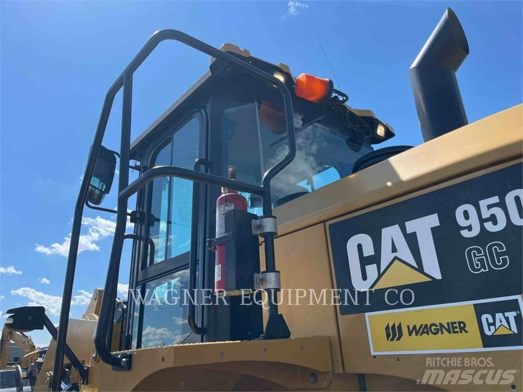 CAT 950GC Iekrāvēji uz riteņiem